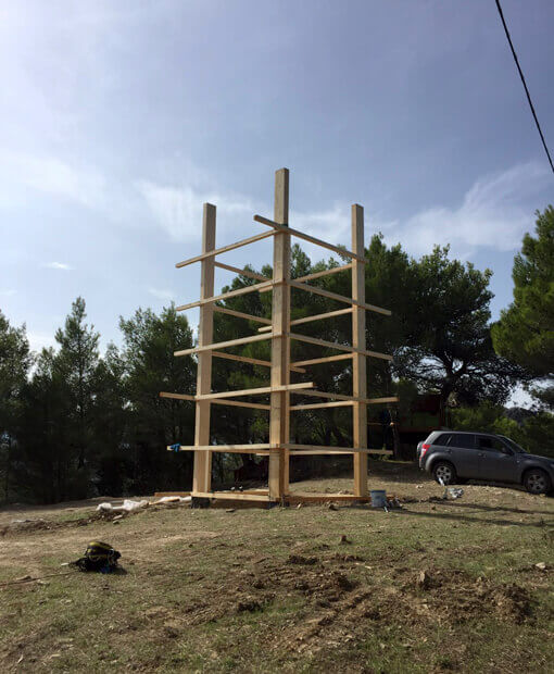 Realizzazione parete artificiale per arrampicata